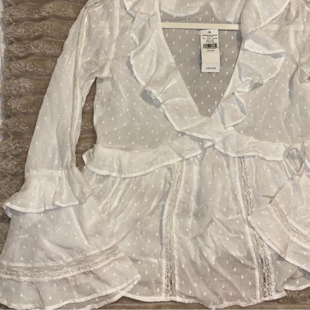American Eagle White Ruffled Blouse